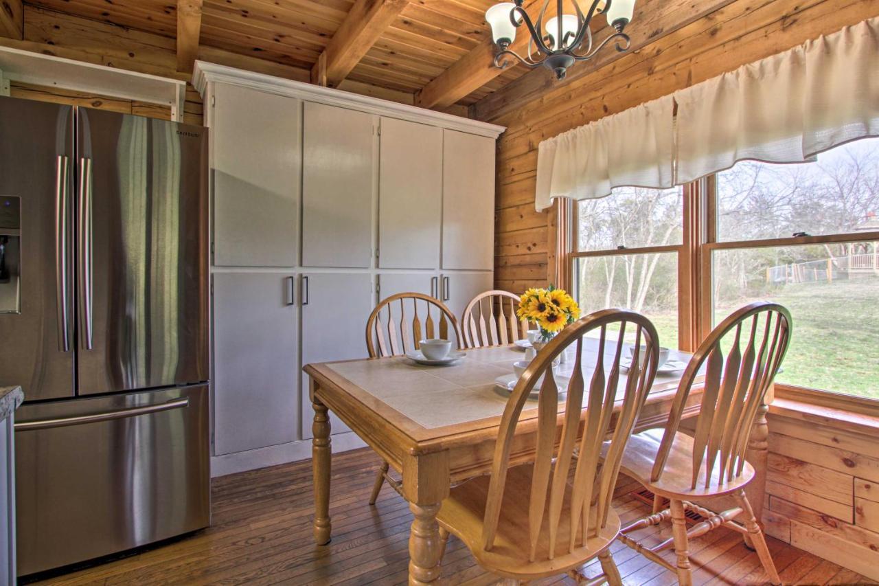 Rustic With Screened Deck 8 Mi To Dollywood * Sevierville