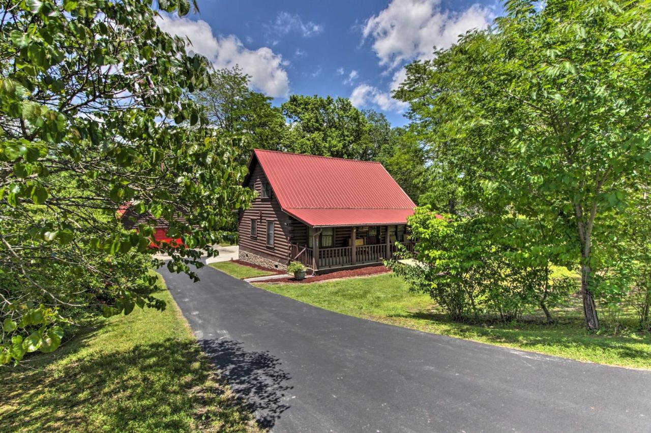 Rustic With Screened Deck 8 Mi To Dollywood Sevierville