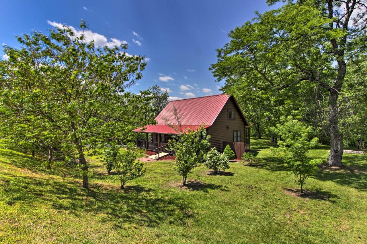 Rustic With Screened Deck 8 Mi To Dollywood Holiday home