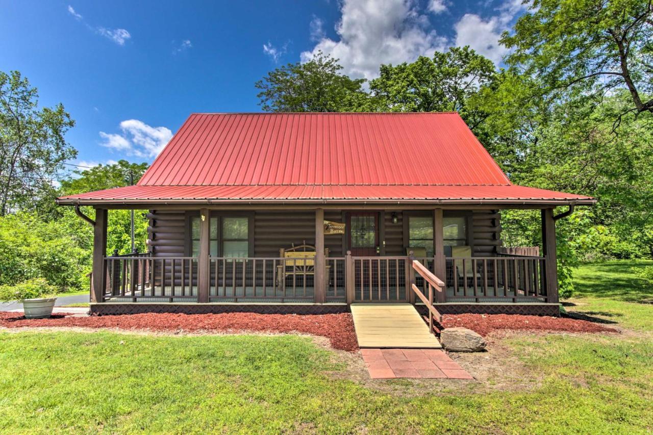 Rustic With Screened Deck 8 Mi To Dollywood